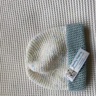 Beanie - white with blue trim