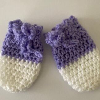 Standard baby mittens - 8 ply